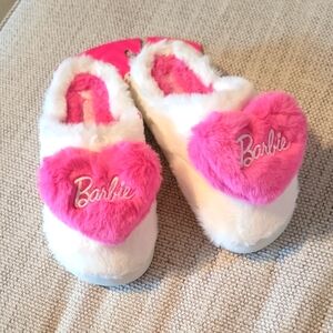 Barbie Pink and White Fuzzy Slippers NWT Size M. 6.5-7.5